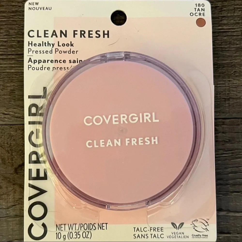 💞 New COVERGIRL Clean Fresh Pressed Powder in Tan